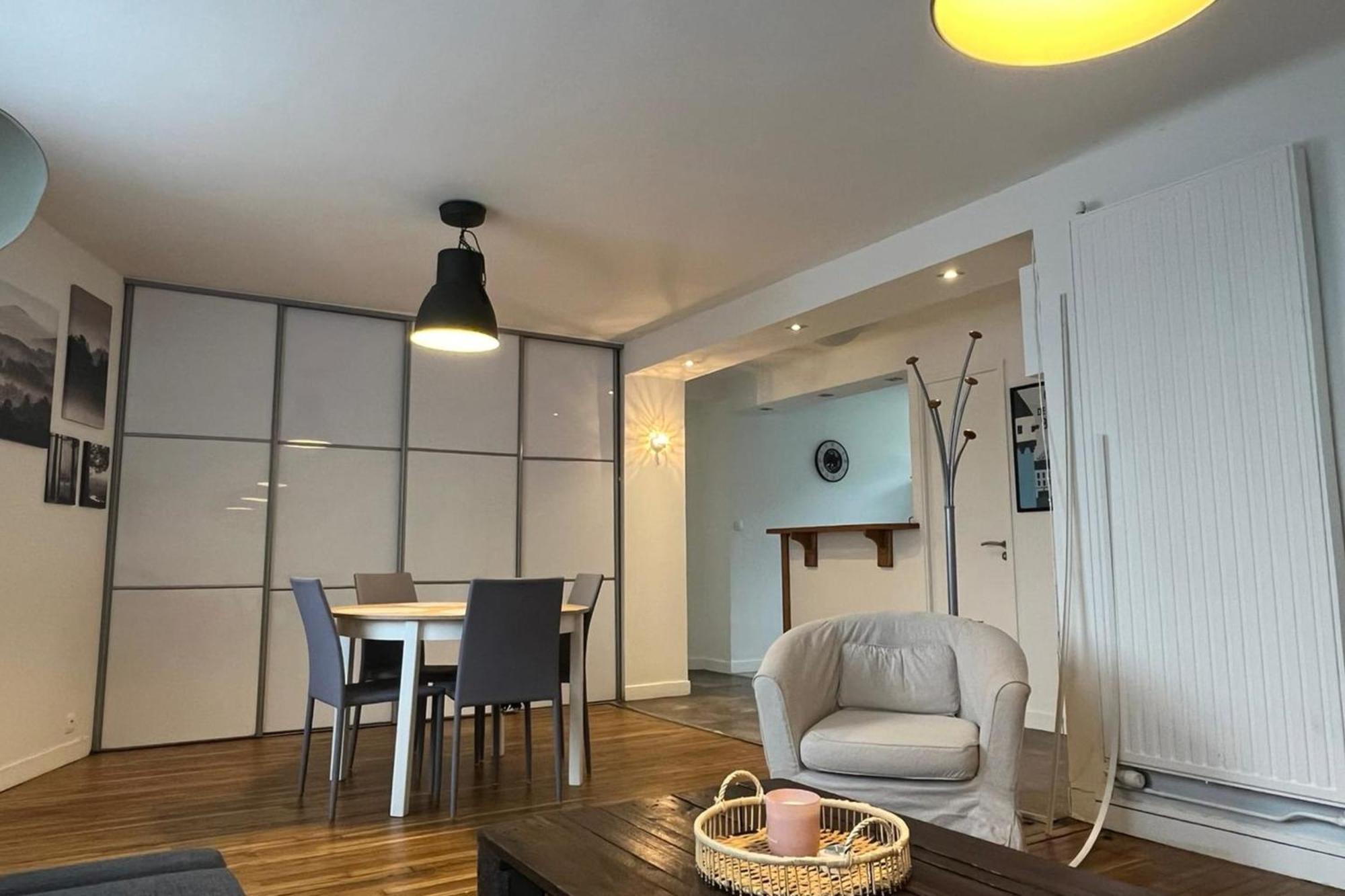 Charming Cozy Nest In Nantes Apartman Kültér fotó